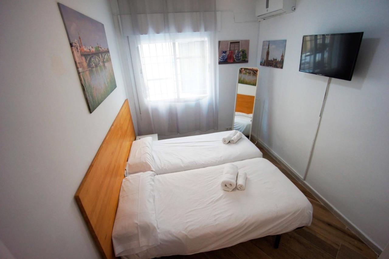 Rentalsevilla Espacioso Y Acogegor Apartamento De 3 * Séville