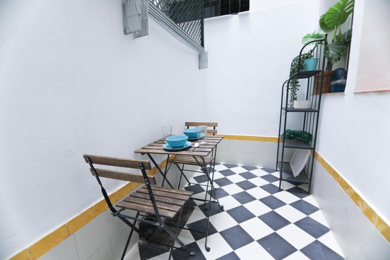 Rentalsevilla Espacioso Y Acogegor Apartamento De 3 * Séville